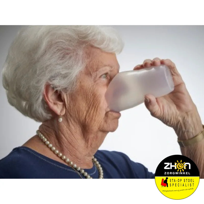 Drinkbeker met neusuitsparing