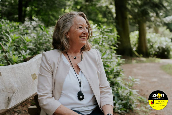 Lifewatcher - SOS Senior Button Pro 4G met valdetectie