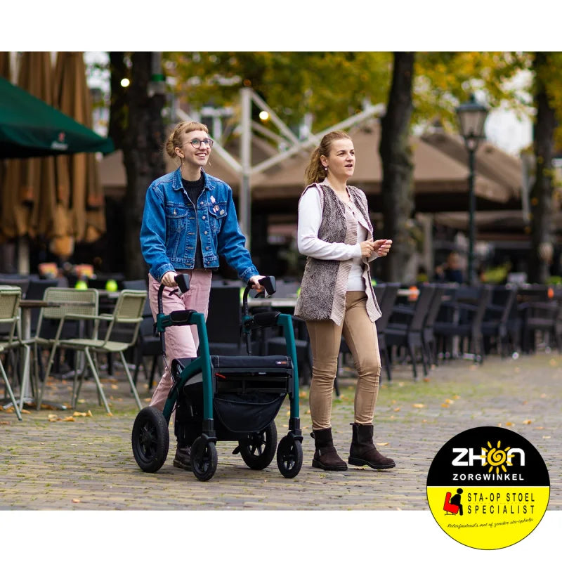 Rollz - Motion Rollator en rolstoel in één met luchtbanden